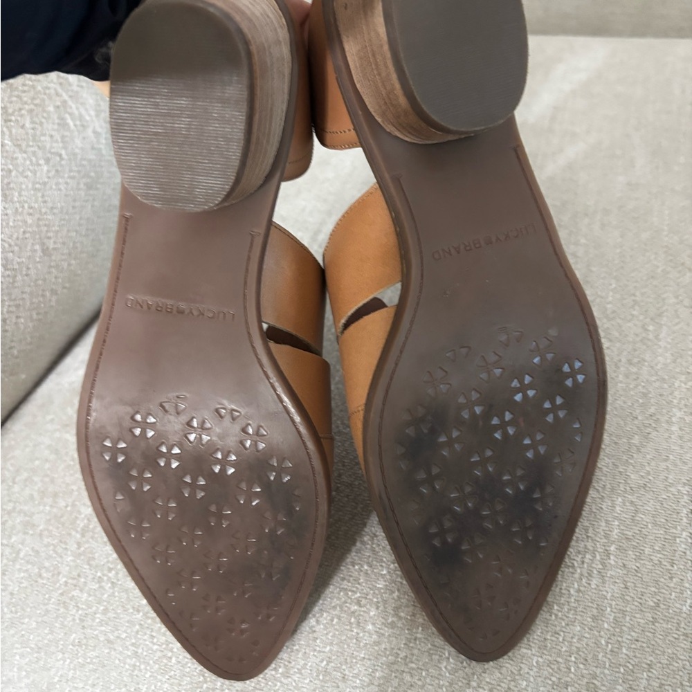 Lucky Brand Leather Cut-Out Booties - Size 7.5 - Picture 4 of 4